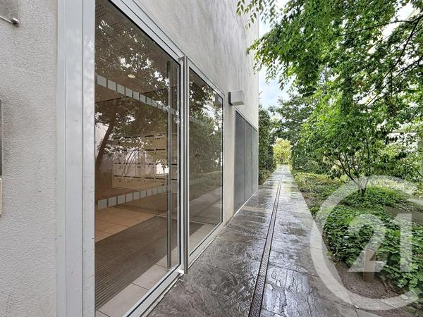 Appartement T3 à vendre  3 pièces - 60,50 m 2   MASSY  - 91