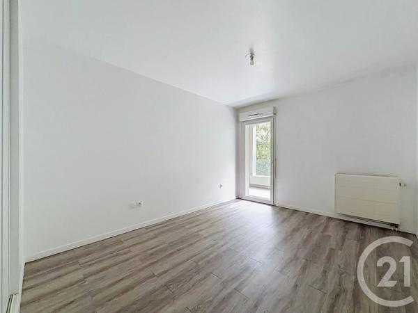 Appartement T3 à vendre  3 pièces - 60,50 m 2   MASSY  - 91