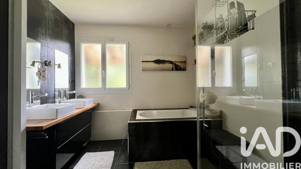 Maison à vendre 7 pièces 190 m² Villecresnes