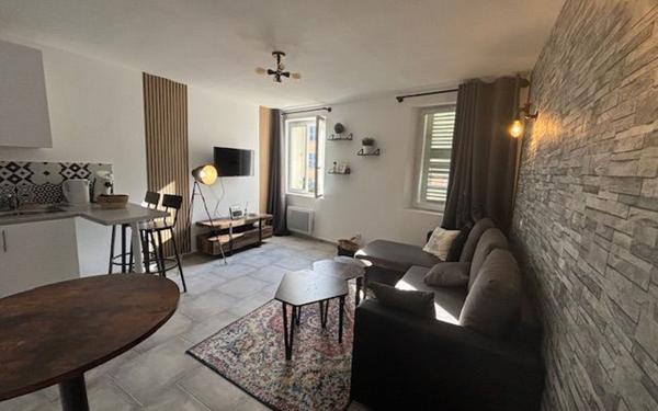 Appartement à vendre    2 pièces • 34 m2 Toulon