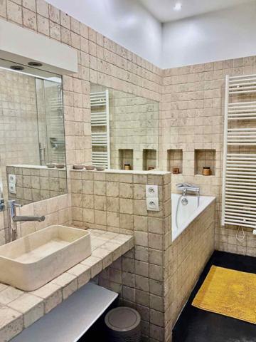 MONTREUIL CROIX DE CHAVAUX Appartement 3 pièces 78.69m² avec une Terrasse de 31.50m²