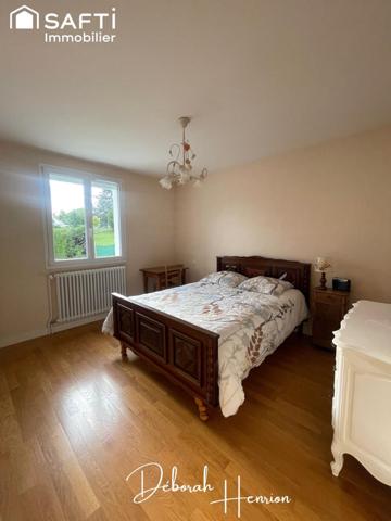 Maison familiale avec garages et jardin – La Tour-du-Pin