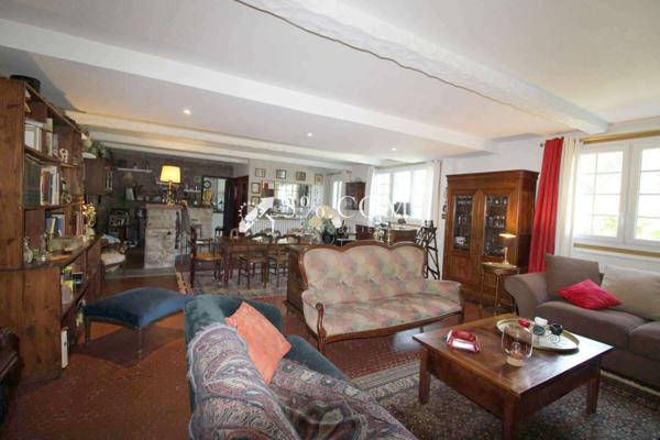 Maison 9 pièce(s) 7 chambre(s) 290 m²