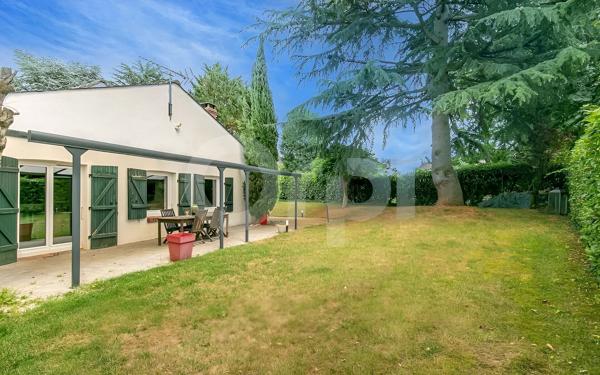 Maison à vendre    7 pièces •  Marolles-en-Brie