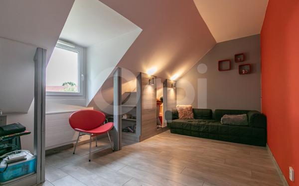 Maison à vendre    7 pièces •  Marolles-en-Brie