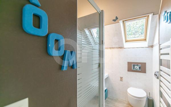 Maison à vendre    7 pièces •  Marolles-en-Brie