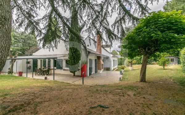 Maison à vendre    7 pièces •  Marolles-en-Brie