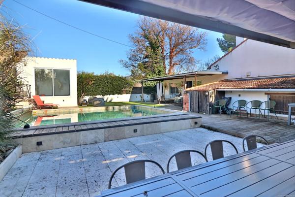 Maison de charme campagne 3 chambres + studio indépendant - Piscine