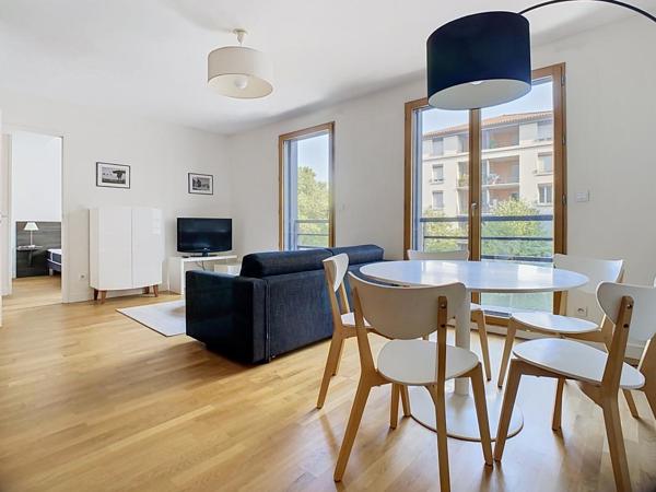 T2 – MEUBLE – 43.21 m² – 69004 – LYON