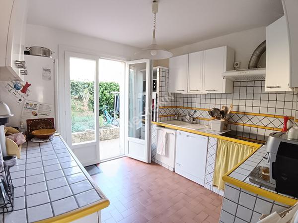 Maison T5 en R+1 de 145 m² sur un terrain de 331 m²