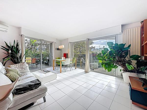 3P RDJ  Jardin 71 m² St Sylvestre Standing & Piscine