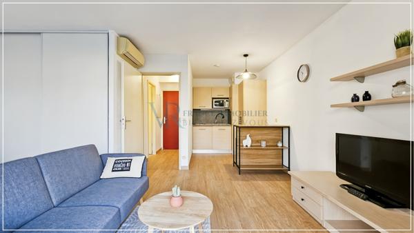 Divonne-les-Bains (01220) STUDIO MEUBLÉ AVEC BALCON ET PARKING PRIVATIF