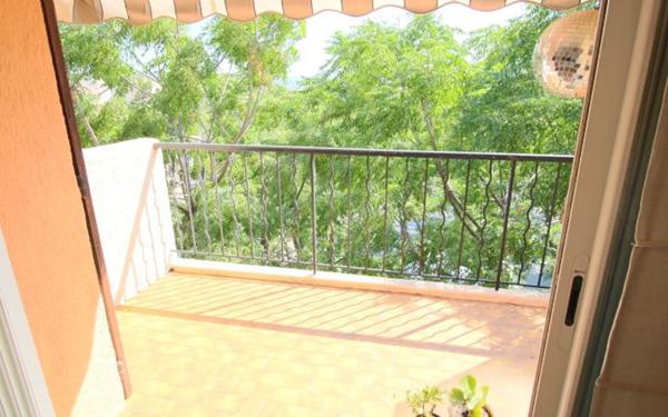 Appartement à louer    3 pièces •  Ollioules