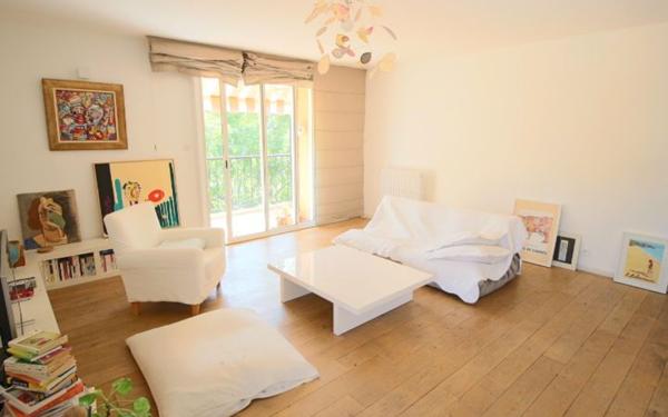 Appartement à louer    3 pièces •  Ollioules