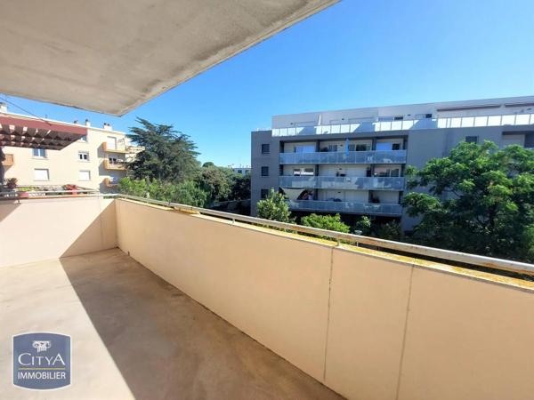 Appartement à louer 2 pièces 39.14m² Sète (34200)
