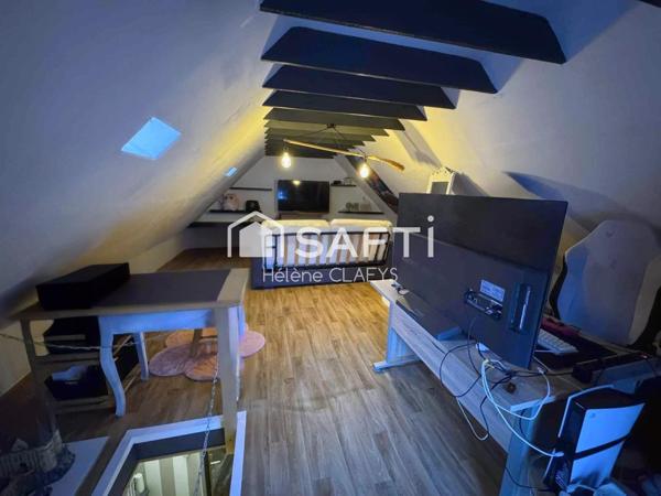 Maison semi mitoyenne - semi plain pied - Jardin - Garage