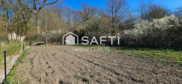 Maison semi mitoyenne - semi plain pied - Jardin - Garage