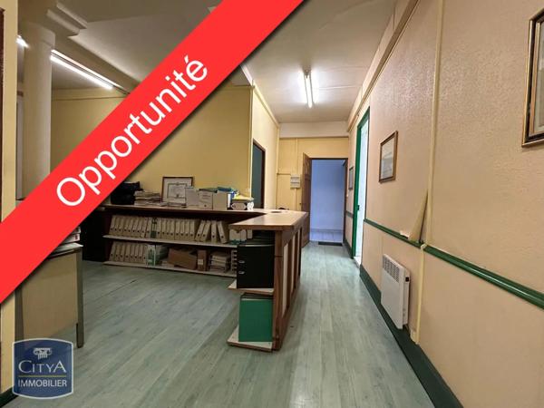 Immeuble à vendre 183m²