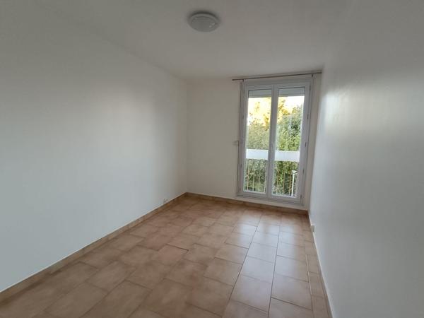 Appartement Marignane 4 pièce(s) 73.30 m2