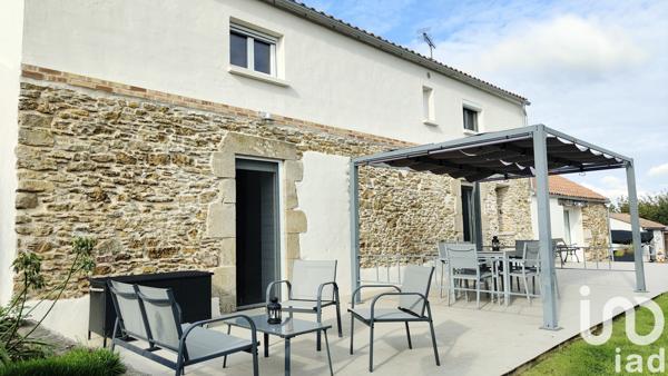 Maison à vendre 9 pièces 275 m² Grosbreuil