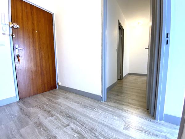 Appartement Nanterre 3 pièce(s) 61 m2 €275 000 ** - Référence 15090