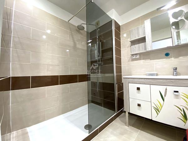 Appartement Nanterre 3 pièce(s) 61 m2 €275 000 ** - Référence 15090