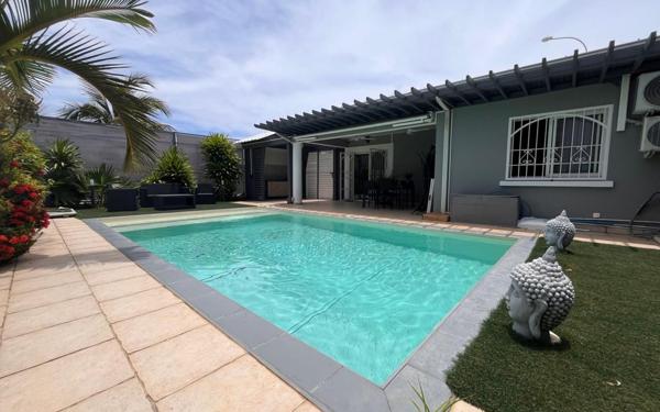 Maison à vendre    3 pièces •  Mamoudzou