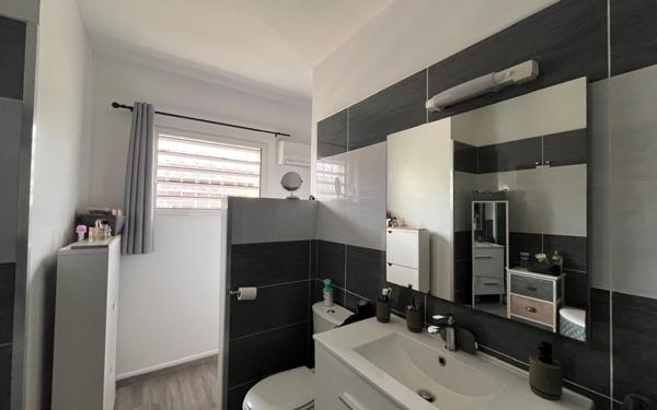 Maison à vendre    3 pièces •  Mamoudzou