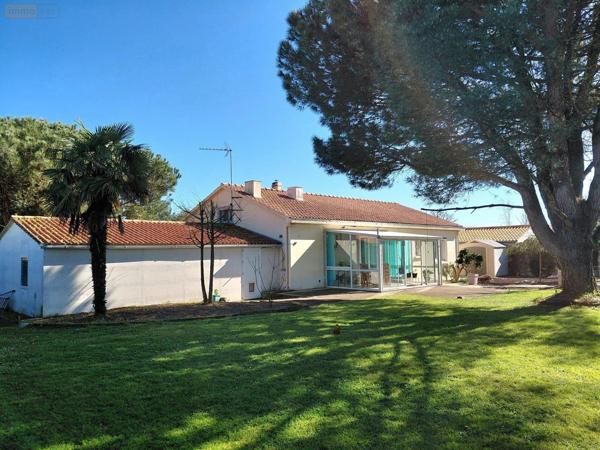 Maison individuelle à vendre à Challans en Vendée (85300), ref : VM5648-85092