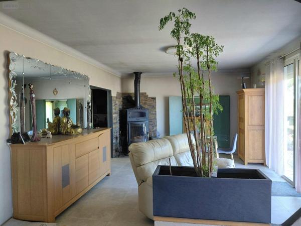 Maison individuelle à vendre à Challans en Vendée (85300), ref : VM5648-85092