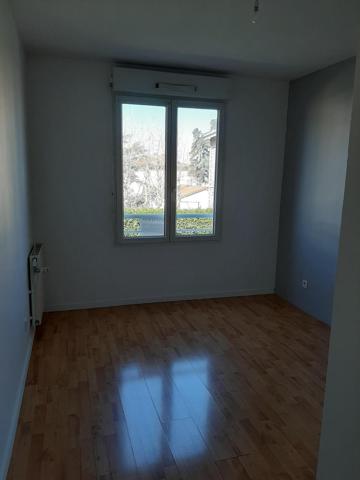 Appartement 3 pièces de 69 m² à Andrezieux boutheon