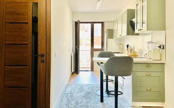 Appartement à vendre    2 pièces • 48 m2 Nice