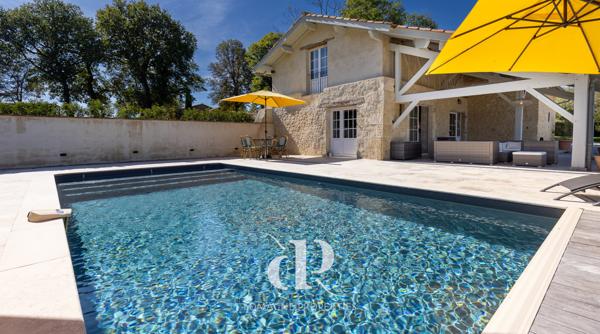 Lectoure (32700) Propriété de Luxe avec Gîte et Deux Piscines