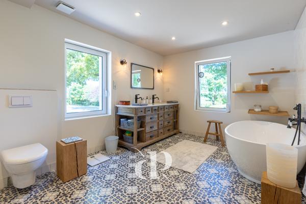 Lectoure (32700) Propriété de Luxe avec Gîte et Deux Piscines