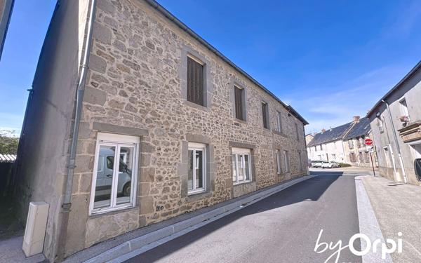 Maison à vendre    11 pièces • 317 m2 Saint-Gervais-d'Auvergne