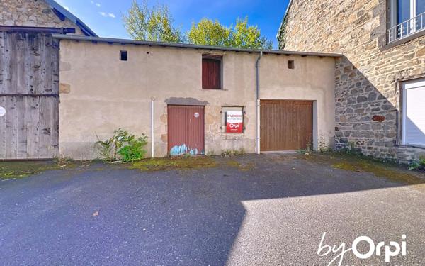 Maison à vendre    11 pièces • 317 m2 Saint-Gervais-d'Auvergne