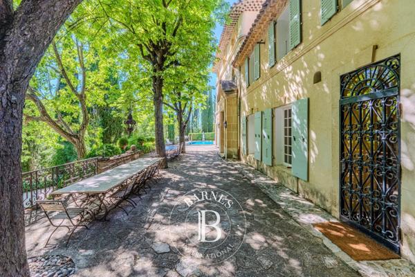 Aix-en-Provence, Bastide 23 Chambres -  1 038 m² à vendre
