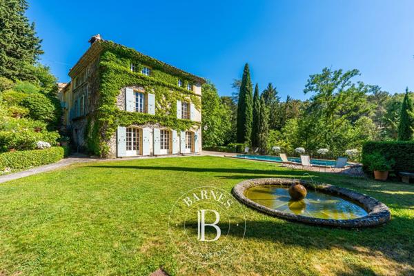 Aix-en-Provence, Bastide 23 Chambres -  1 038 m² à vendre