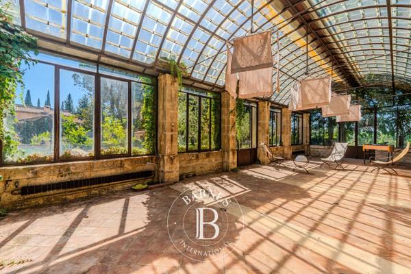 Aix-en-Provence, Bastide 23 Chambres -  1 038 m² à vendre