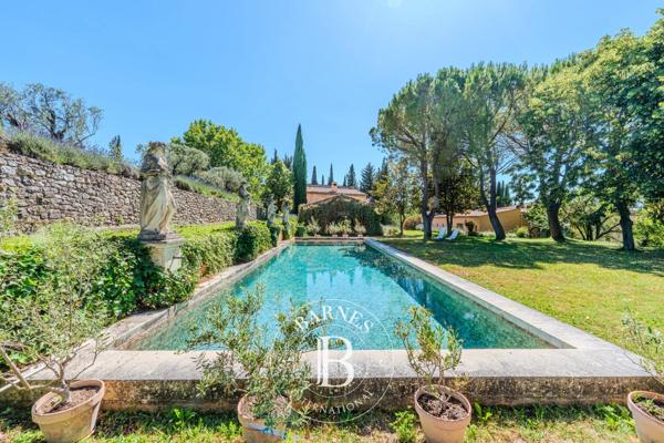 Aix-en-Provence, Bastide 23 Chambres -  1 038 m² à vendre