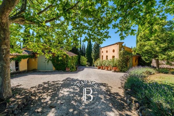 Aix-en-Provence, Bastide 23 Chambres -  1 038 m² à vendre