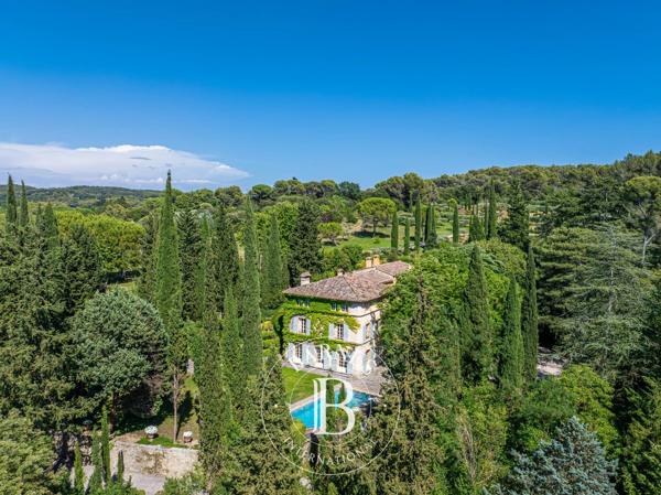 Aix-en-Provence, Bastide 23 Chambres -  1 038 m² à vendre