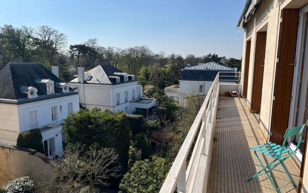 Appartement à vendre    5 pièces • 120,11 m2 Fontenay-sous-Bois