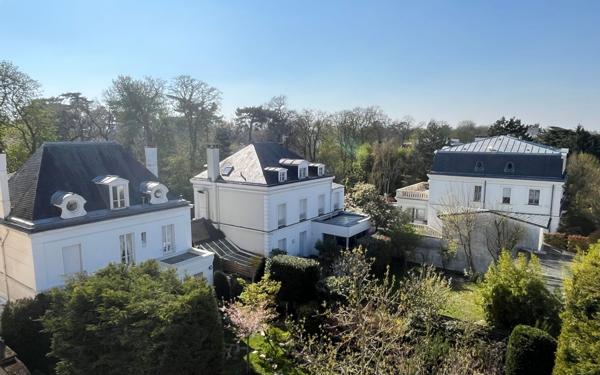 Appartement à vendre    5 pièces • 120,11 m2 Fontenay-sous-Bois