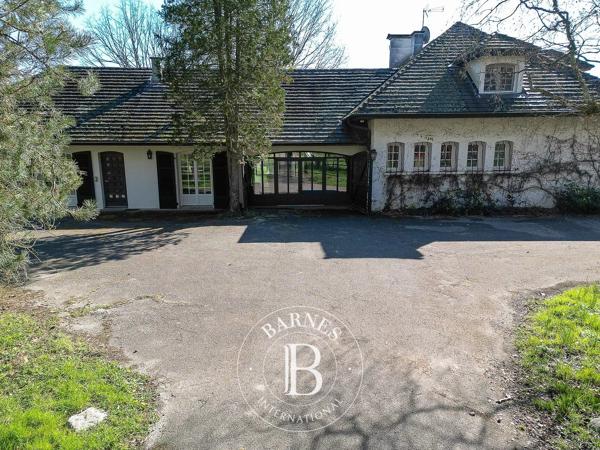 Villars-les-Dombes, Domaine équestre 7 Chambres -  500 m² à vendre