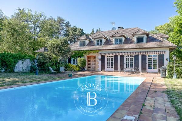 Villars-les-Dombes, Domaine équestre 7 Chambres -  500 m² à vendre