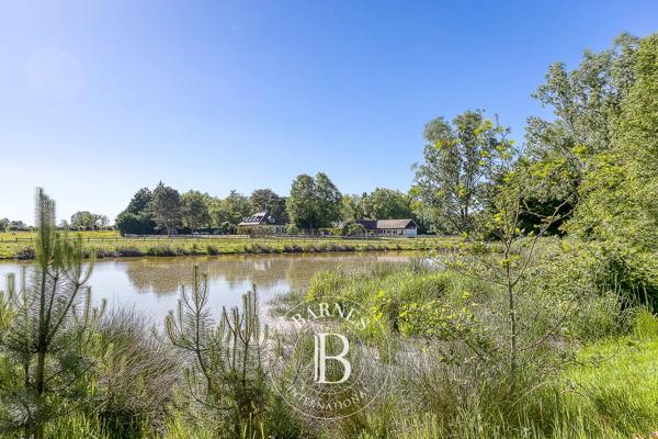 Villars-les-Dombes, Domaine équestre 7 Chambres -  500 m² à vendre