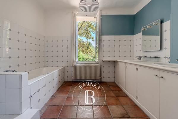 Aix-en-Provence, Bastide 7 Chambres -  720 m² à vendre