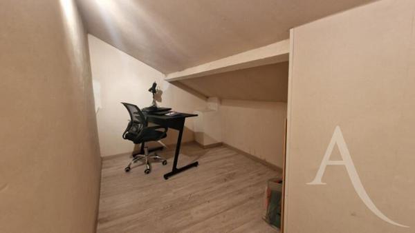 Jolie maison d'environ 57m², 2 chambres avec jardin de 680m² à Limay