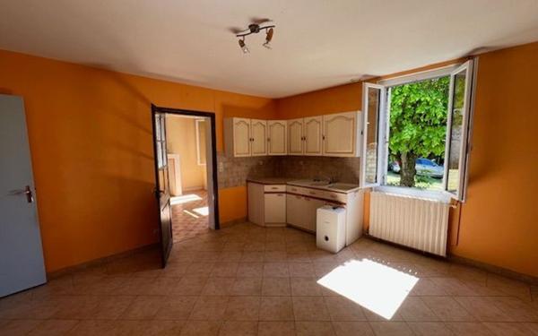 Maison à vendre    4 pièces •  Noyers-sur-Cher